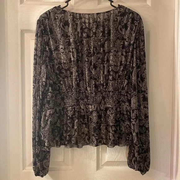 DR2 Long Sleeve V-Neck Peplum Top NWT - Picture 11 of 15